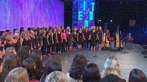 Côr Cerdd Dant dros 20 mewn nifer (15) / Cerdd Dant Choir over 20 members (15)