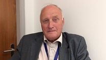 Torriadau i orfodi cynghorau i werthu ffermydd yn y dyfodol?