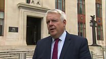 Jones 'ddim yn cefnogi' mesur Brexit