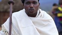 Umusaza muri Etiyopiya arifuriza umugisha indimi nshya za BBC