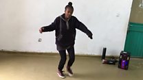 መስማት የተሳናቸው ተወዛዋዦች ቡድን