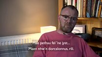 'Dwi'n teimlo 'mod i'n broblem'