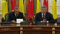 Perezida wa Turikiya yatwawe n'ibitotsi muri Ukraine.