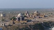 مکلی کا قبرستان