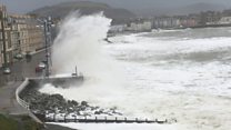 Storm Brian yn cyrraedd Aberystwyth