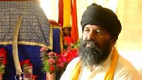 पाकिस्तान में सिख धर्म अपनाते हिंदू