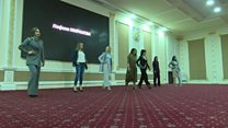نمایش طرحهای طراح ژاپنی در تاجیکستان