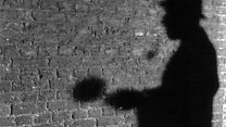 ما معنى عبارة Murder Mystery؟