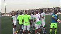 Kalli kanu da Elhaji Diouf da Garba Lawal da Tijjani Babagngida a fili