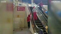 冬奥会选手在空闲时怎么打发时间?看看瑞士滑雪队就知道了……