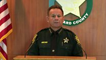 Armed school guard 'never went in'