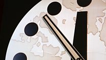 ما معنى عبارة doomsday clock؟