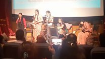 परम्परागत गीत खोज्दै हिँड्ने समूह