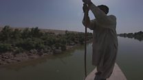 جھیل کنارے پانی ندارد!