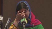 ملالہ کی آنکھوں میں آنسو