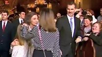 Spanish royals in awkward moment