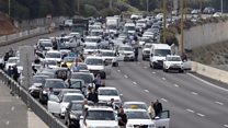 Israel traffic stops to remember Holocaust