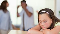 تأثيرات الشجار بين الوالدين على الأطفال