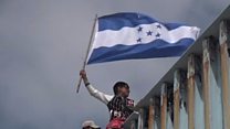 Caravan migrants stuck at US-Mexico border