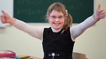 Учить вместе детей с инвалидностью и без? Все больше белорусов считают инклюзию «скорее вредной»
