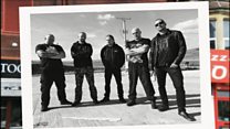 Ymddiheuro wedi gig gan fand 'Neo-natsiaidd'