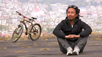 The man travelling the world on a bamboo bicycle