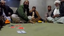 Əfqanıstanın mərkəzində gecə həyatı: kart oyunu, çay və dərin söhbətlər
