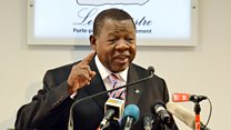 Ministre Lambert Mende avuga ko abahoze muri FDLR ata burenganzira bafise muri Kongo