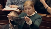 "Я хочу показать, что чувствует жертва изнасилования". Депутат принесла на работу трусы