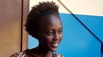 Hugette, umwigeme wo mu Burundi agira "slam"