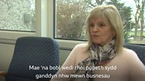 Tony ac Aloma yn gorfod ail feddwl am gynlluniau gwesty newydd