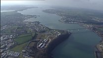 Dileu tollau pont Cleddau