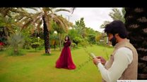 له سندرغاړې ثنا تاجک سره خواله