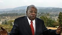 Faustin Twagiramungu arasobanura uko yahunze u Rwanda muri 94