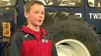 Jude yn 'diolch yn fawr' i'w achubwyr