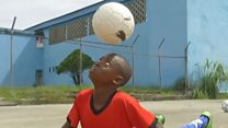 Afise imyaka 11 gusa, ariko ubuhinga bwiwe ni rurangiranwa