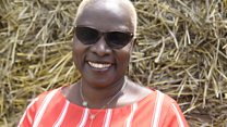 Angélique Kidjo dénonce les pressions des banques sur les femmes
