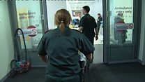 Prìomhachas dhan NHS le luchd-poileataigs