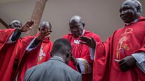Muri Uganda, abasenyeri Katolika basaba abapolisi gukorana ubuntu