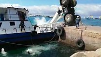 Oil spill as barge sinks in Galapagos Islands