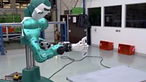 Click News: Robot offers help to human co-workers