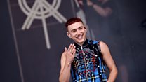 Glastonbury: The Glastonbury Experience