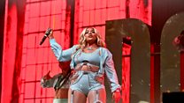Glastonbury: The Glastonbury Experience