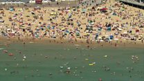 Thousands flock to south coast