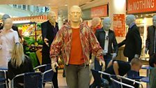 Dummies terrify shoppers