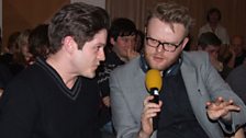 Iwan Rheon a Huw Stephens