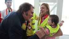 Engelbert meets a young fan