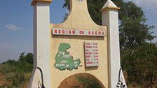 Entering Segou region