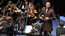 Hervé Niquet conducting at the ý Proms 2012