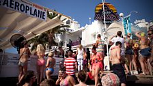 Cafe Mambo crowd